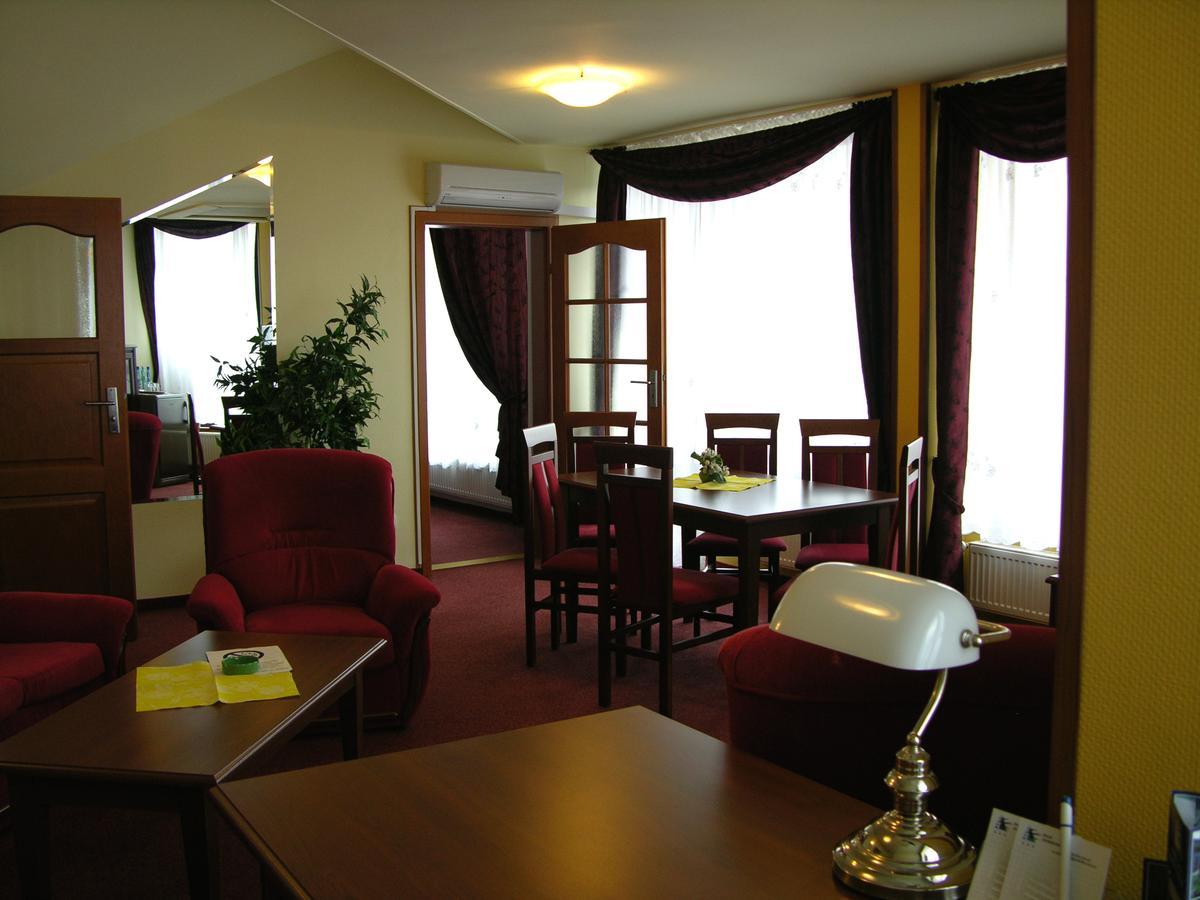 Hotel Jaskolka Ustron Luaran gambar
