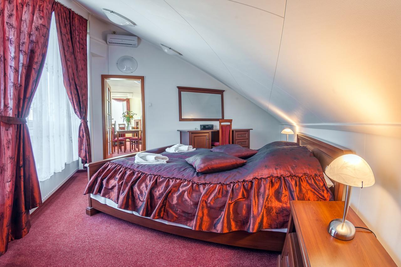 Hotel Jaskolka Ustron Luaran gambar