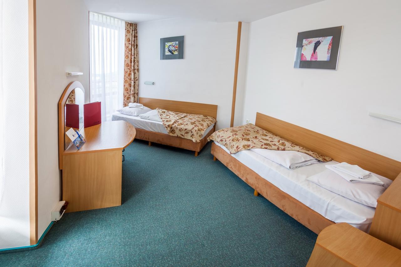 Hotel Jaskolka Ustron Luaran gambar